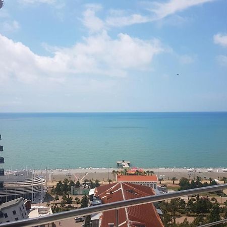 West Apartments Batumi Eksteriør billede
