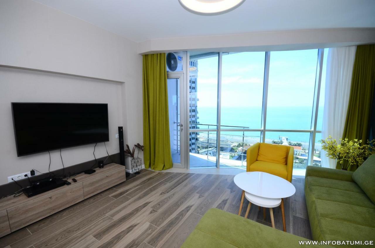 West Apartments Batumi Eksteriør billede