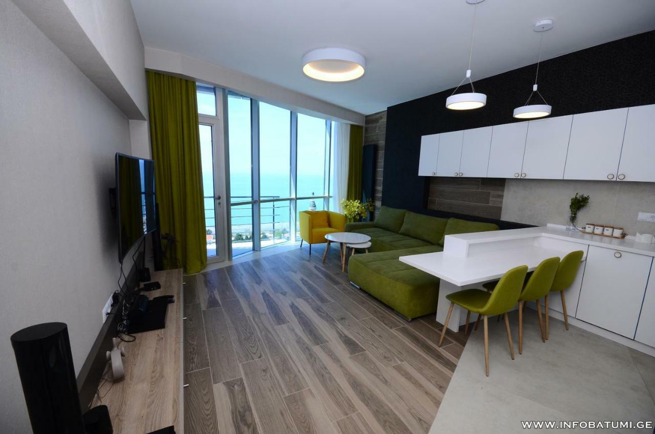 West Apartments Batumi Eksteriør billede
