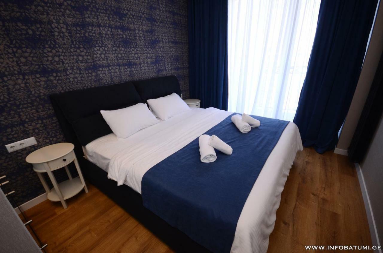 West Apartments Batumi Eksteriør billede