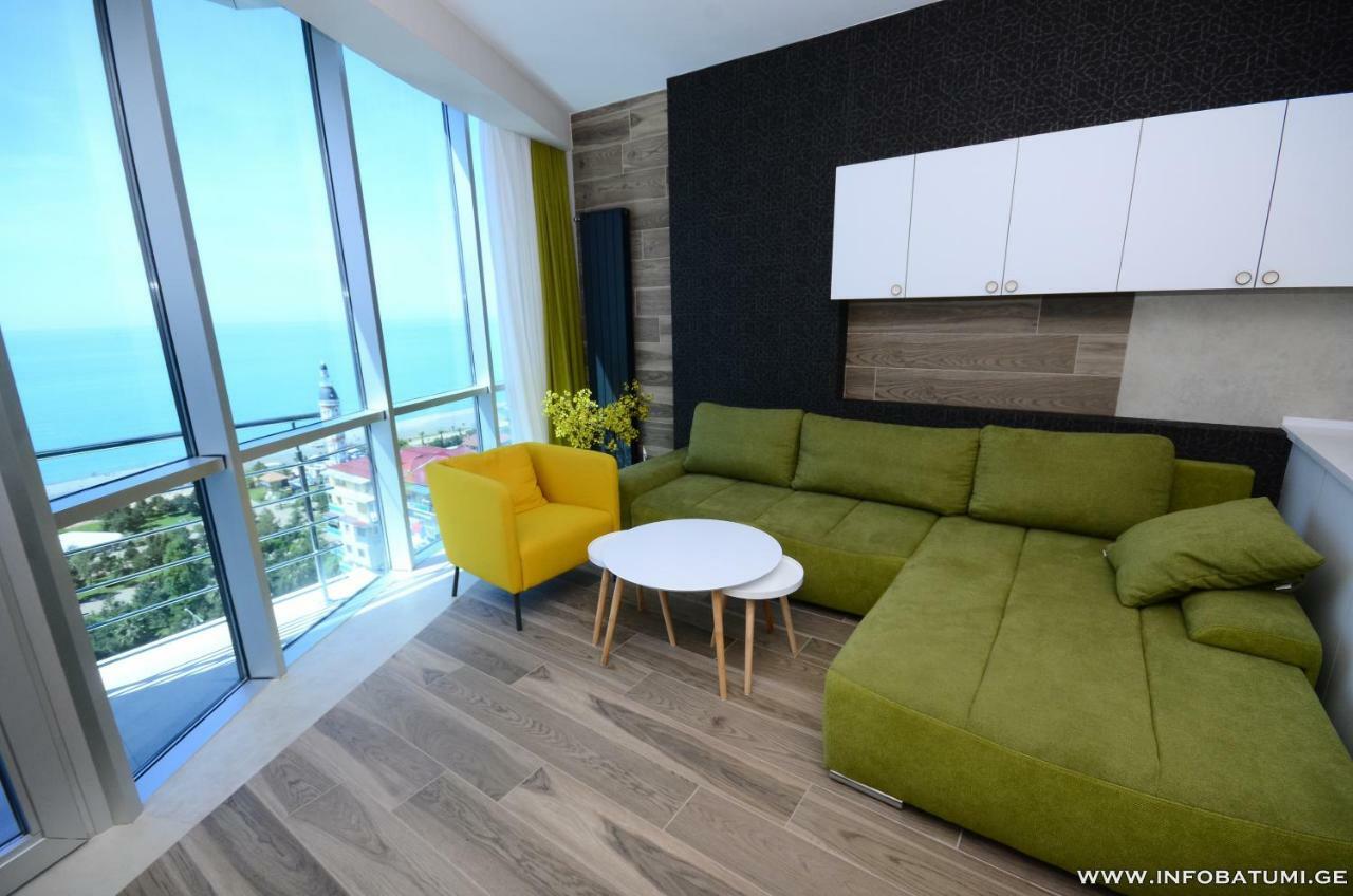 West Apartments Batumi Eksteriør billede